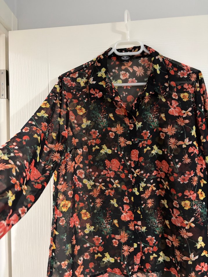 Çiçek Desenli Şeffaf Kadın Gömlek - Görsel 3