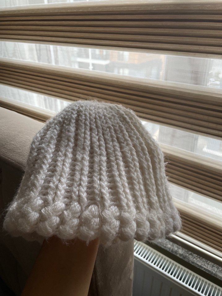 Beyaz Örgü Kadın Bere - Görsel 3