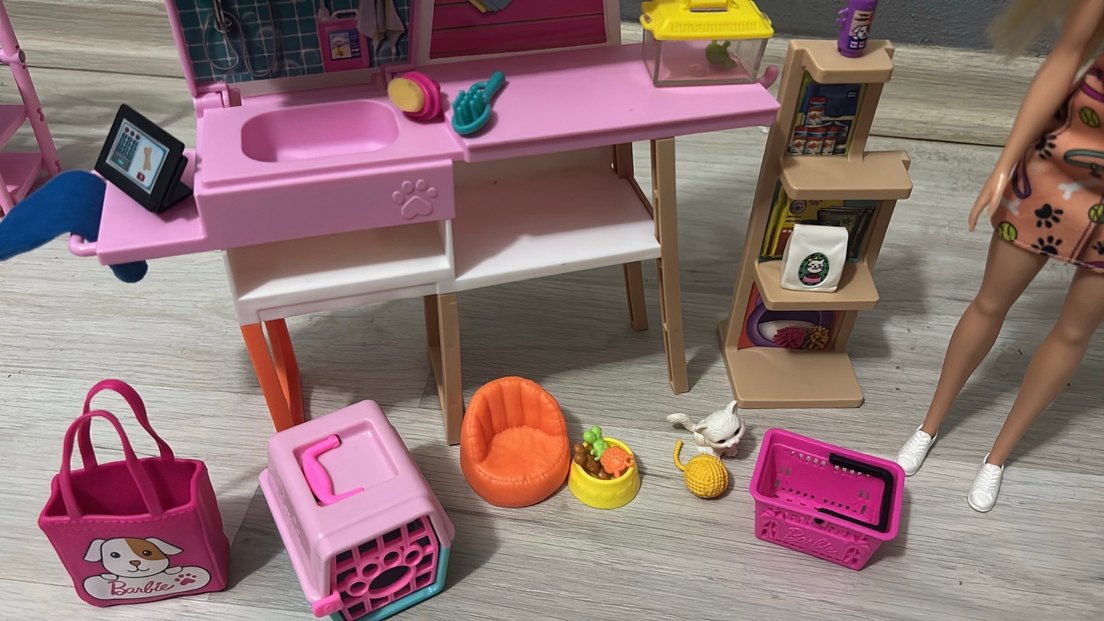 Barbie ve Evcil Hayvan Dükkanı Seti - Görsel 3
