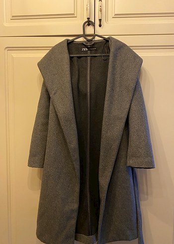 Zara Gri Kuşaklı Uzun Kaban