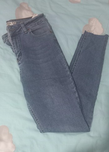 40 Beden Mavi Jean