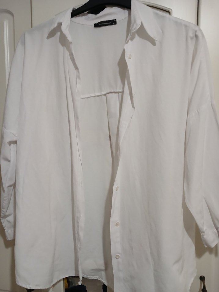 Beyaz Yaka Kadın Gömleği - Görsel 4