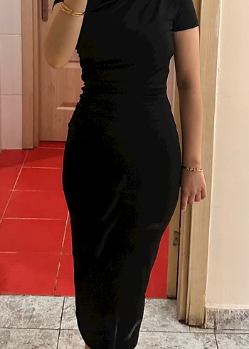 Siyah Midi Elbise