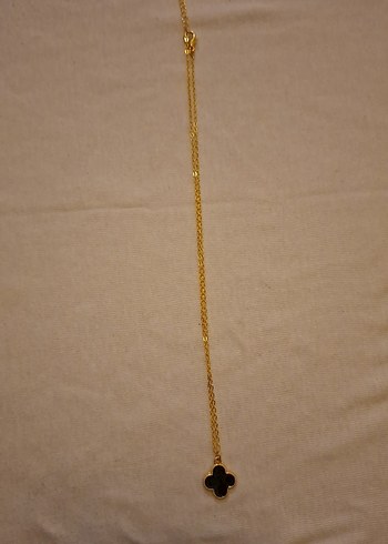 Van Cleef Mineli Altın Renk Zincir Detaylı Midi Kolye