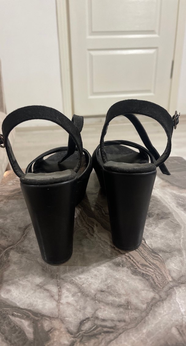 Zara Siyah Süet Platform Topuklu Kadın Ayakkabı - Görsel 4
