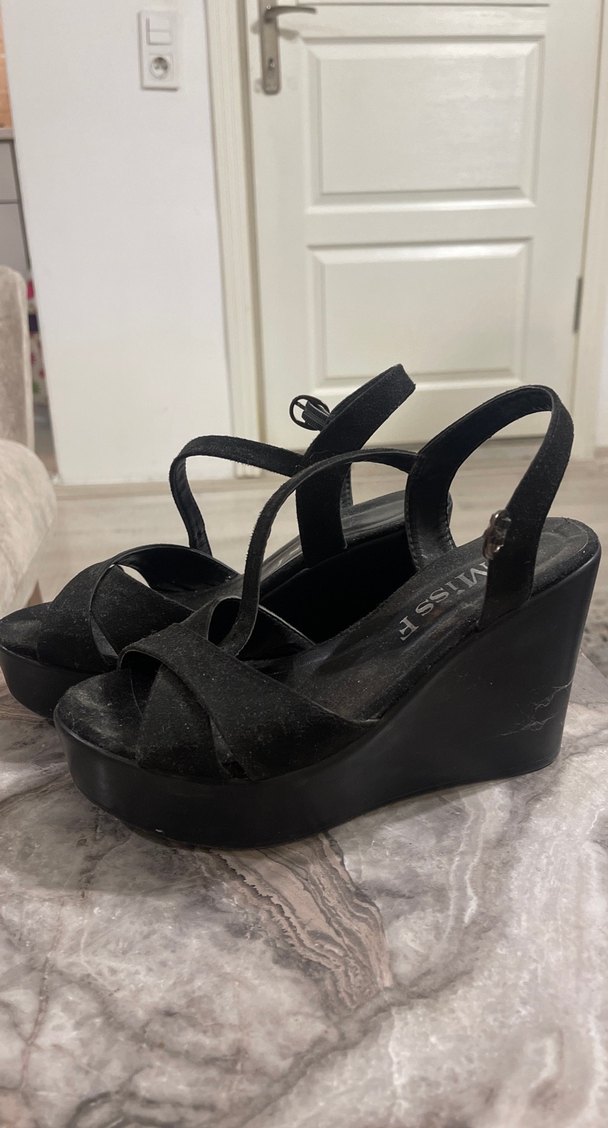 Zara Siyah Süet Platform Topuklu Kadın Ayakkabı - Görsel 3