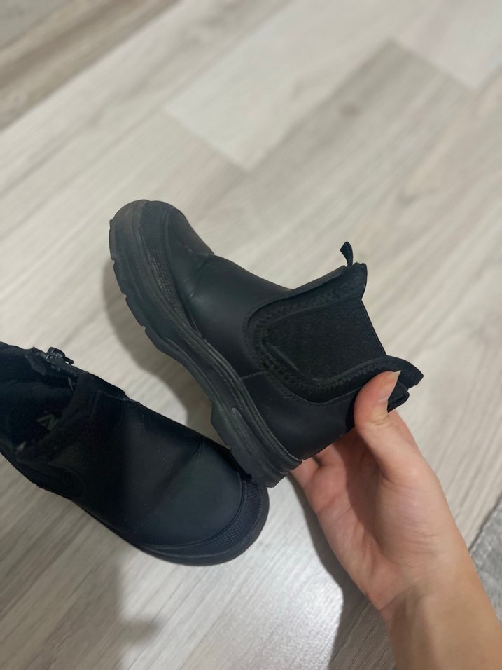 Erkek çocuk siyah bot - Görsel 2