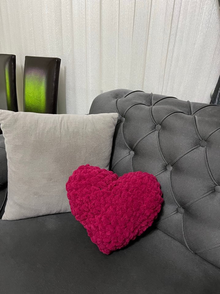Yün Kalp Şekilli Çocuk Yastığı - Görsel 3