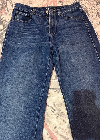 Bershka Koyu Mavi Rahat Kesim Denim Jean