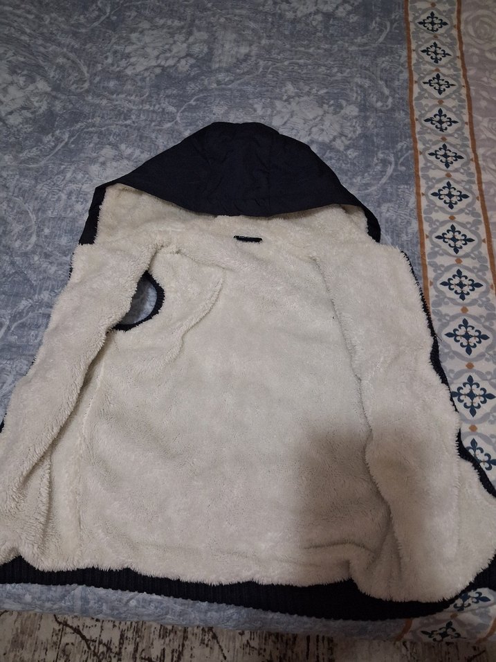 LC Waikiki Erkek Çocuk Gri Desenli Battaniye - Görsel 3