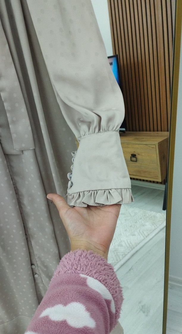 Bej Uzun Keten Elbise - Görsel 3