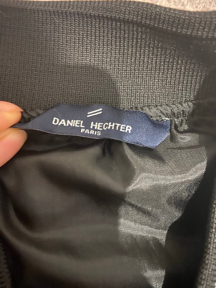 Fermuarlı önü uzun kollu ve bisiklet yaka siyah erkek ceket13yaş - Görsel 3