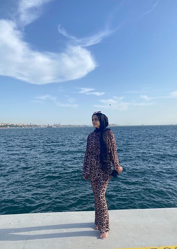 Diğer Leopar Desenli Uzun Kollu Kadın Takım