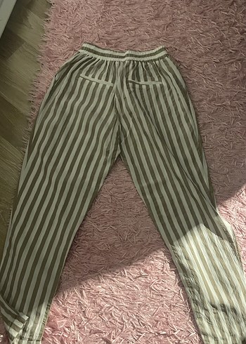 Yeşil Çizgili Pliseli Midi Keten Pantolon - Görsel 4