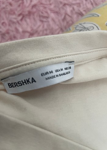 Bershka Bej Kısa Kollu Fırfırlı Keten Bluz - Görsel 4