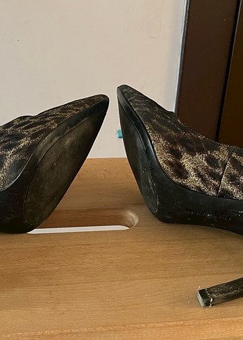 Nine West Altın Leopar Desenli Stiletto 39 numara - Görsel 4
