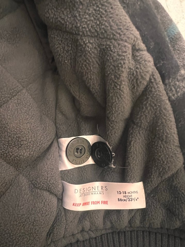 Kapüşonlu Erkek Çocuk Gri Kaban kalın - Görsel 3