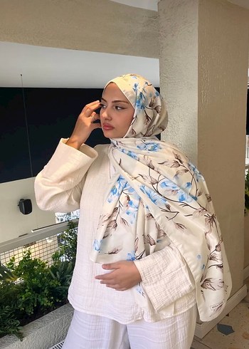 Bohem Tarzı Beyaz Kadın Şal - Görsel 2