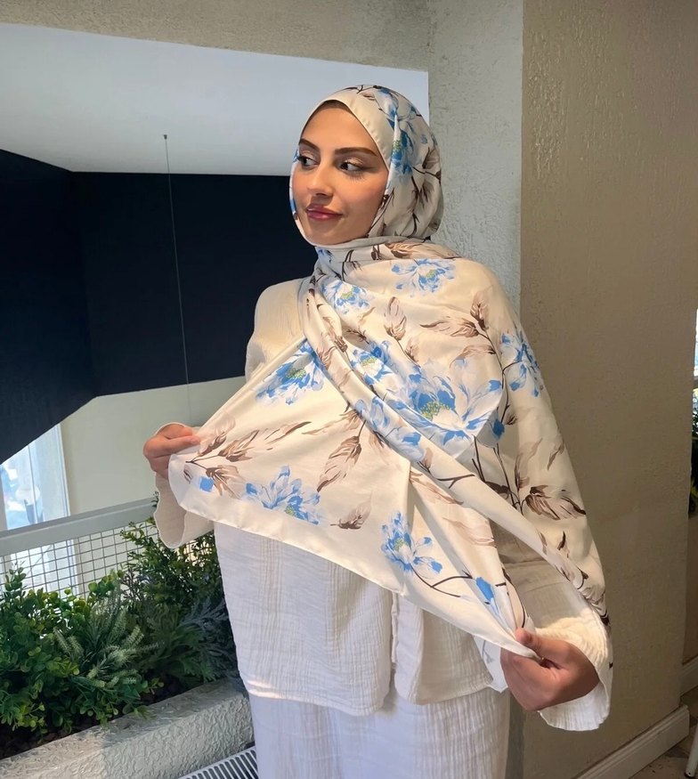 Bohem Tarzı Beyaz Kadın Şal - Görsel 4