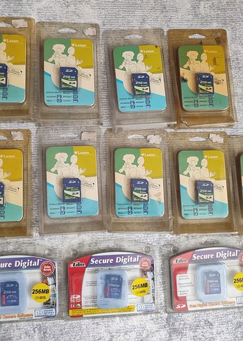 256MB SD Secure Digital Hafıza Kartı 1 adet fiatıdır