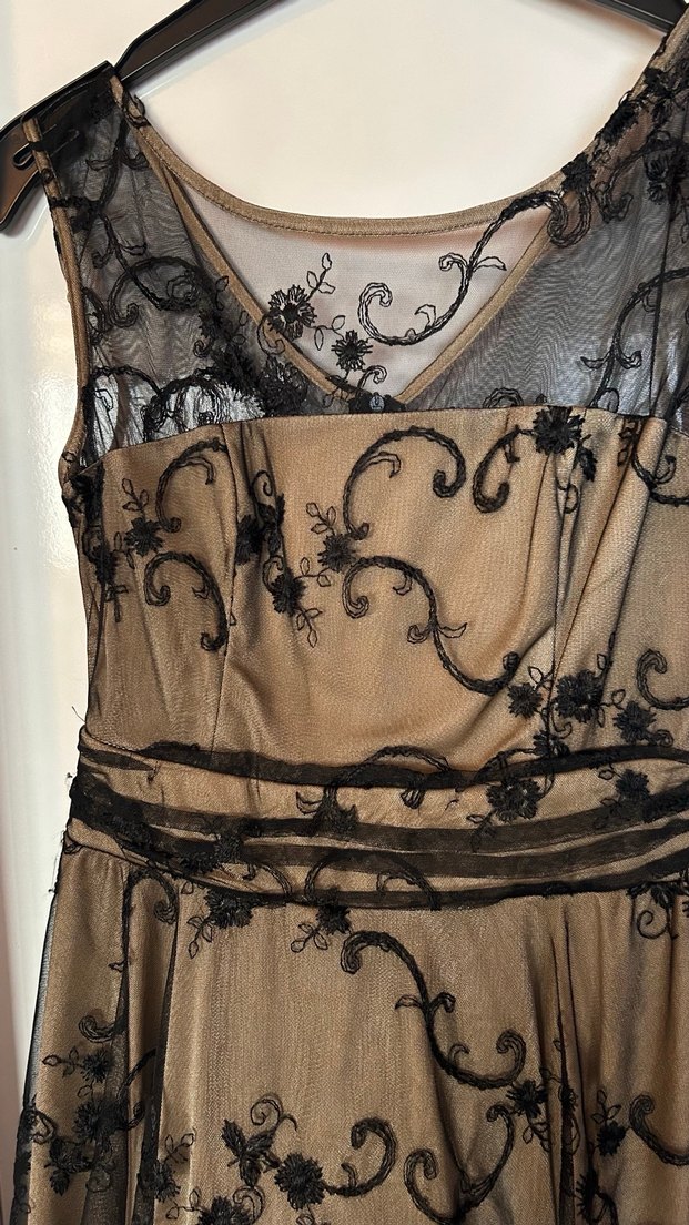 Dantel İşlemeli Abiye Elbise - Görsel 3