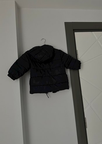 5 Yaş Beden Erkek Çocuk Siyah Fermuarlı Mont