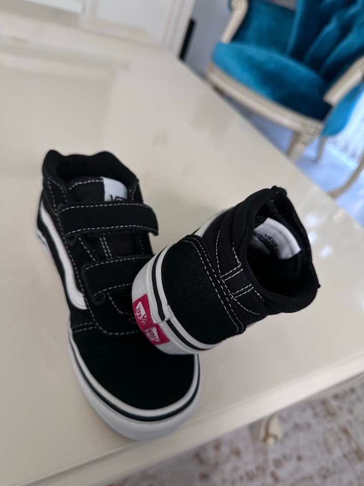 Erkek Çocuk Siyah Cırt Cırtlı Spor Ayakkabı - Görsel 4