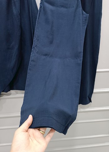 Lacivert Uzun Kollu Yaka Detaylı Bluz ve Pantolonu - Görsel 7