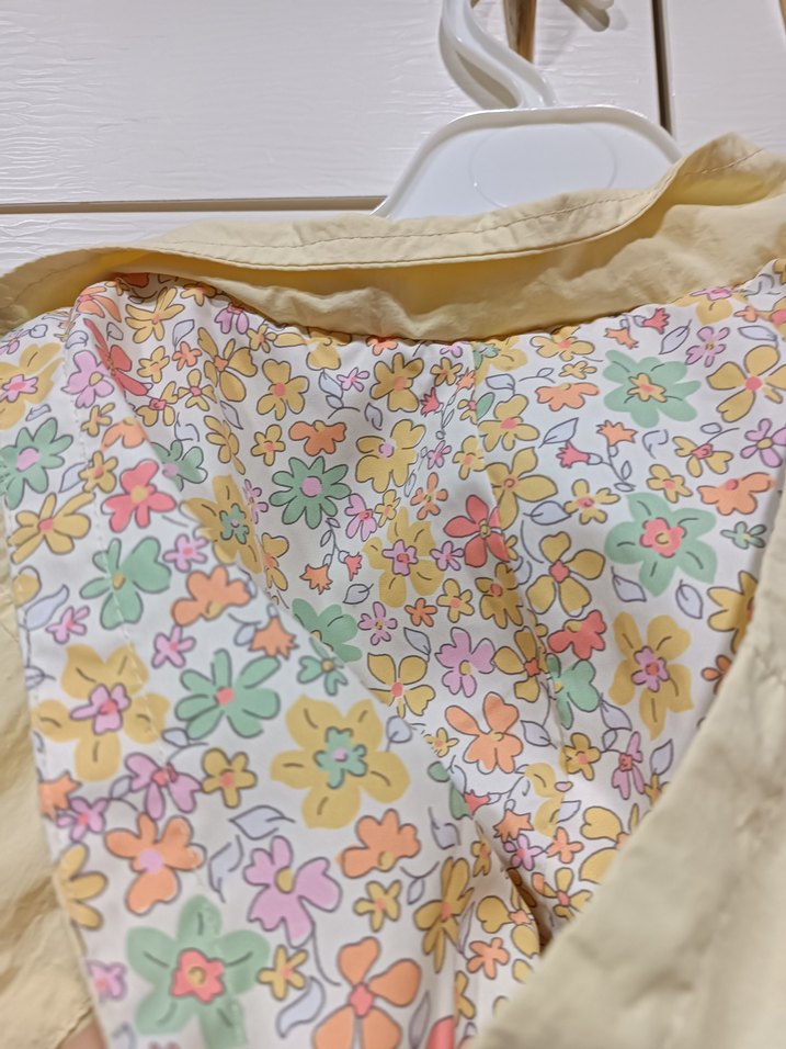 Sarı Kapüşonlu Kız Yağmurluk - Görsel 5