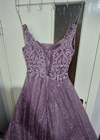 Mor V Yaka Uzun Dantel Nakışlı Abiye - Görsel 4