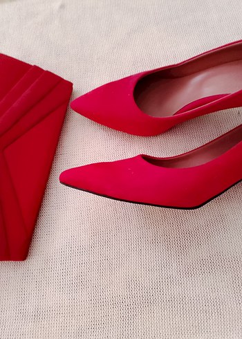 Kırmızı Pilili Stiletto Kadın Ayakkabı