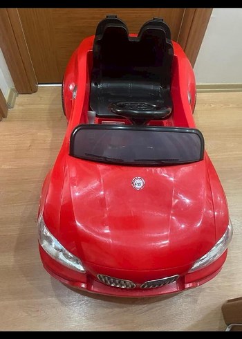 Parlak Kırmızı Elektrikli Çocuk Araba