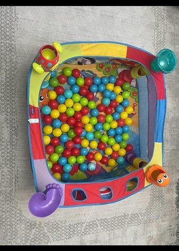 Renkli Çocuk Oyun Matı ve Top Havuzu