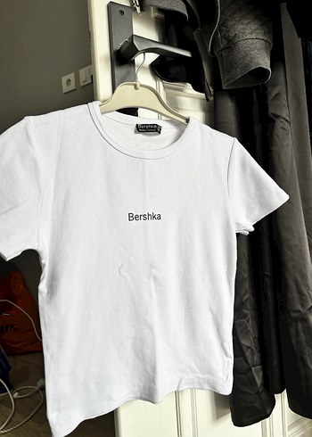 Bershka Bershka Baskılı Beyaz Kısa Kollu Tişört