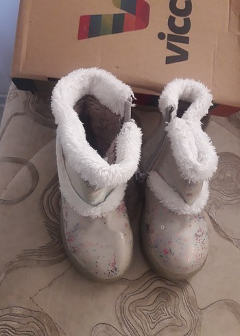 Vicco Kız Çocuk Bej Sıcak ışlık bot - Görsel 3