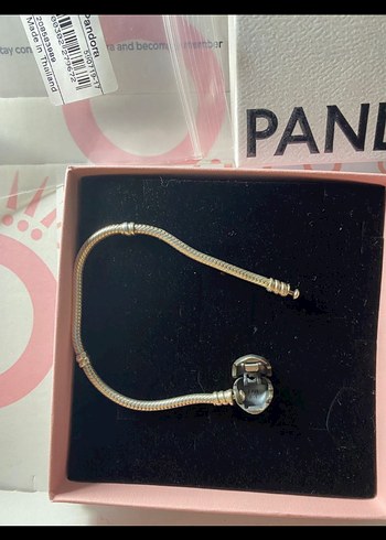 Pandora Pandora kalp Desenli Kadın Bileklik