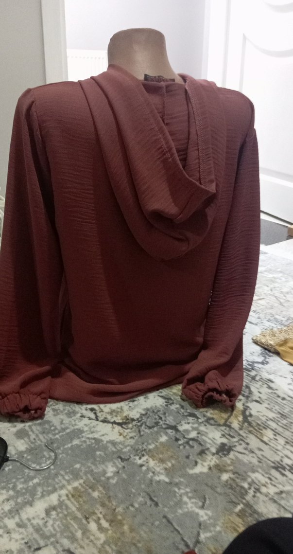 Bordo Düğmeli  Uzun Kollu Bluz - Görsel 4