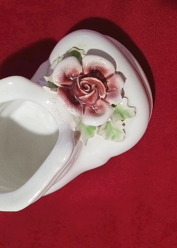 Gri Kıyafetli Küçük Porselen Bebek - Görsel 7