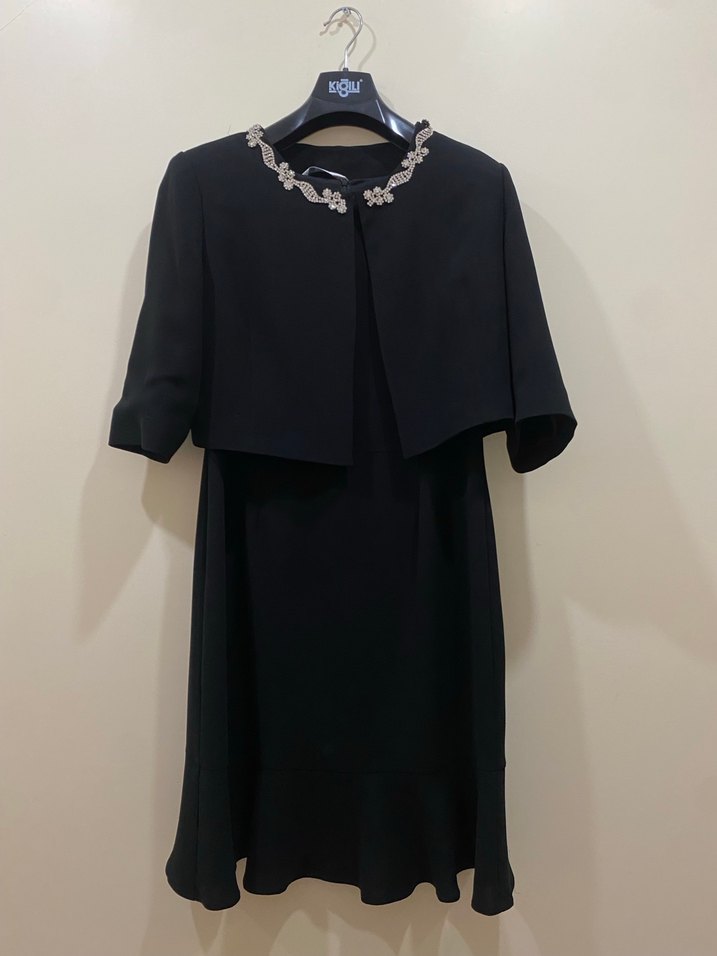 Zincir Detaylı Siyah kısa abiye - Görsel 4