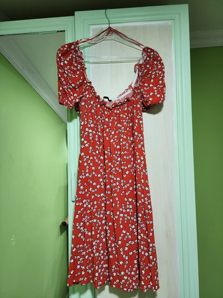 Kırmızı Çiçek Desenli Midi Rahat Elbise - Görsel 2