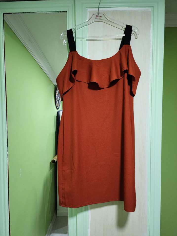 Kırmızı V Yakalı Midi Kadın Elbise - Görsel 4