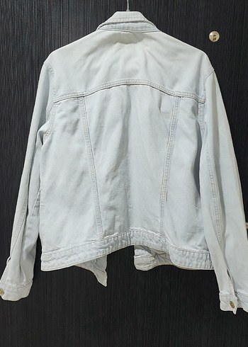 Beyaz Düğmeli Kadın Denim Ceket - Görsel 3