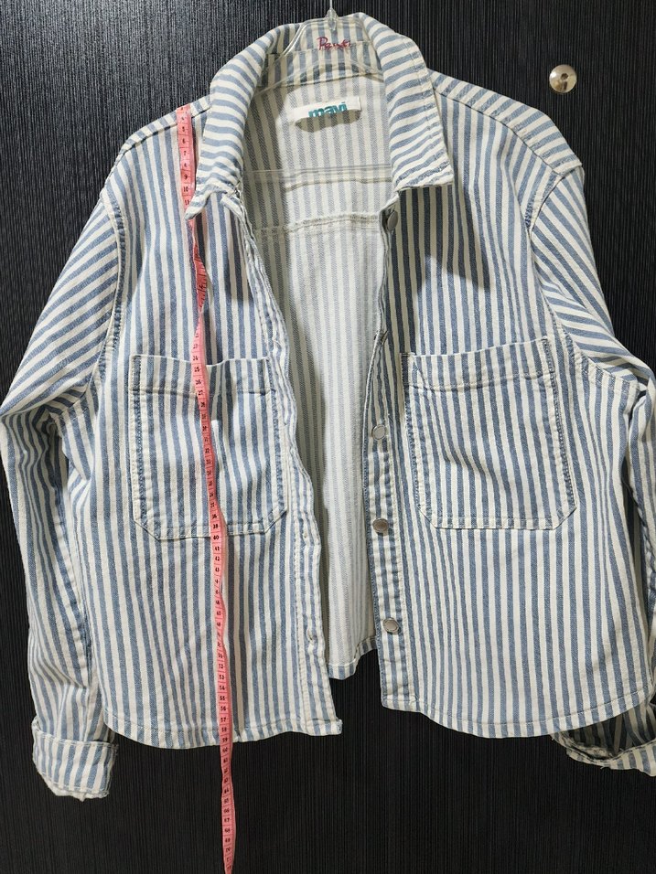 Düğmeli Çizgili Gri Beyaz Denim Gömlek - Görsel 3