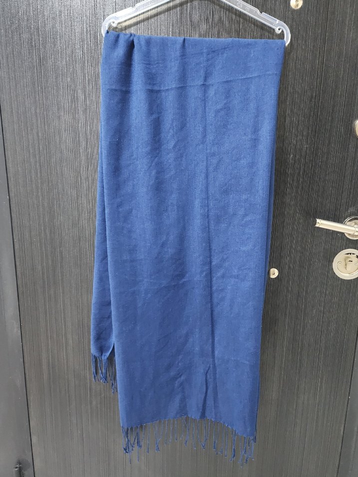 Bohem Tarzı Mavi Gri Örgü Kadın Şal - Görsel 2