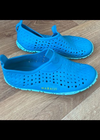 Decathlon Deniz ayakkabısı ve terlik ikili fiyattır