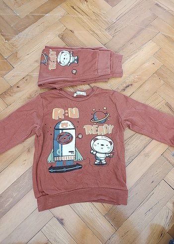 Erkek Çocuk Renkli Baskılı Kahverengi Eşofman Takımı - Görsel 2