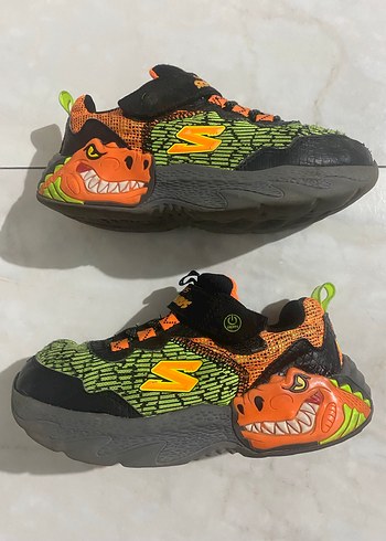 32 Beden Sketchers Dinozor Çok Renkli Erkek Çocuk Sneakers