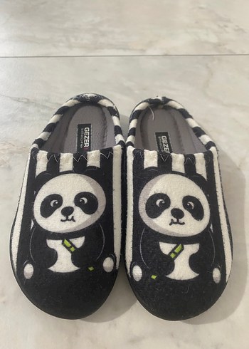 Gezer Sevimli Panda Desenli Ev Terliği