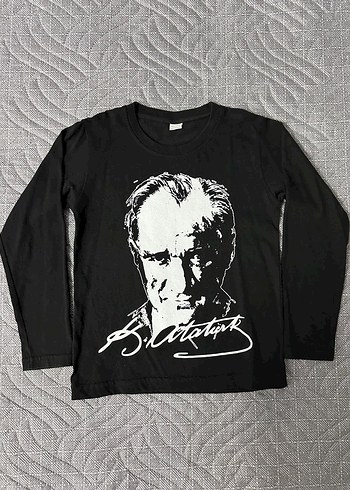 Siyah Uzun Kollu Atatürk Baskılı Erkek Tişört