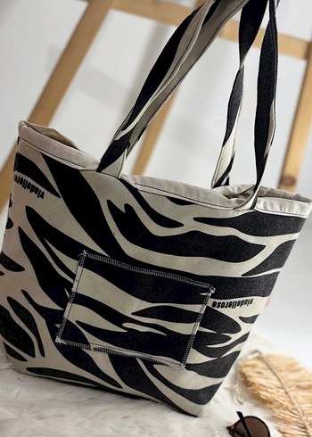 Beden Gri Zebra Desenli Kadın Çanta